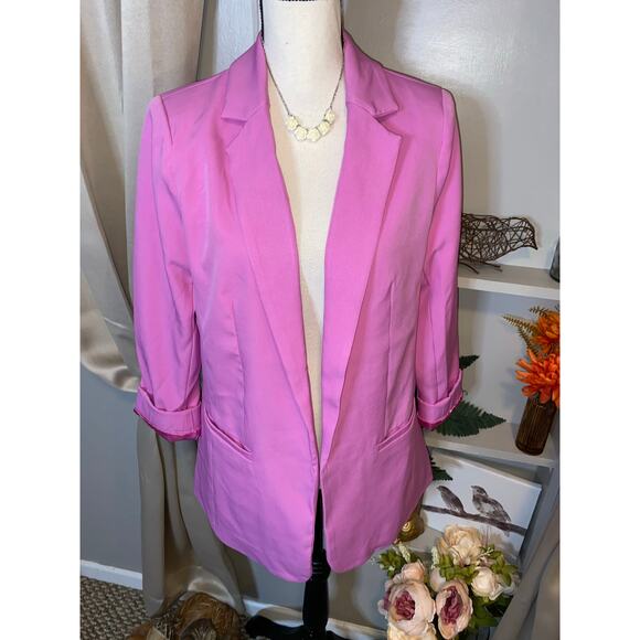 NWT Zenana size Medium Bright Pink Mauve Light Built In Padding Blazer Necklace - Picture 1 of 12